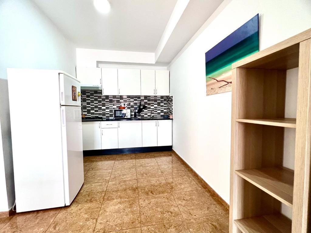 Franmay Apartments - 7 Modern Apartments Near The Beach & City, Perfect For Nomads, Travellers, Families, Watersports! Santa Maria Esterno foto